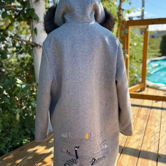 VTG Northern Sun Canadian-Made Pure Virgin Wool Parka Coat with Fur Trim & Embro - Picture 3 of 17